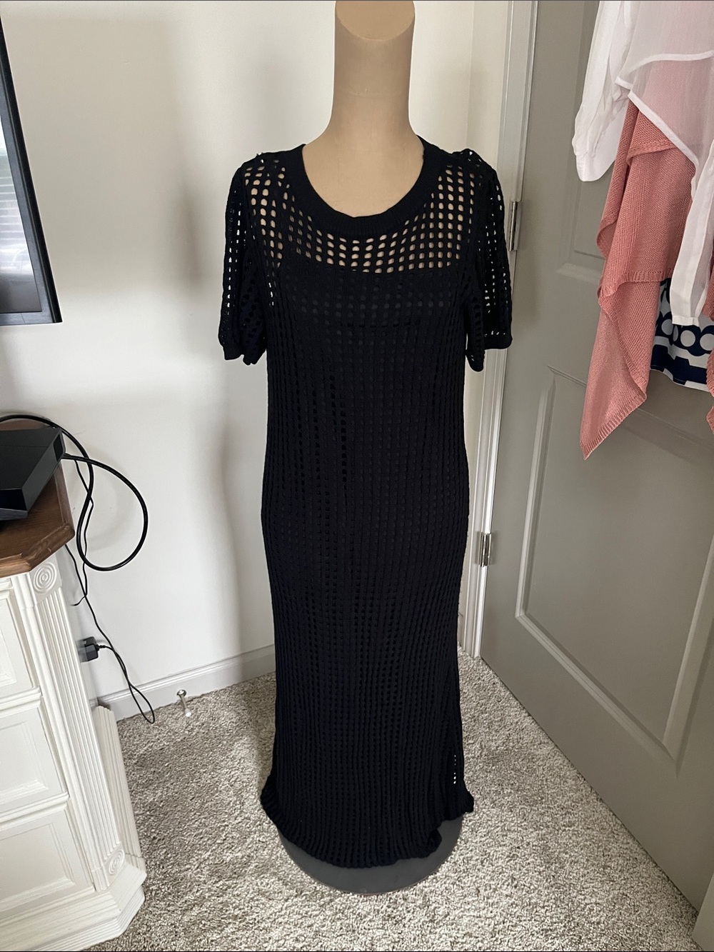 Black Crochet Knit Short-Sleeve Maxi Dress. Pretty Garden. Sz M